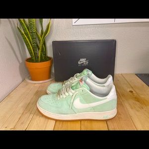 Nike Air Force 1’s Arctic Green.